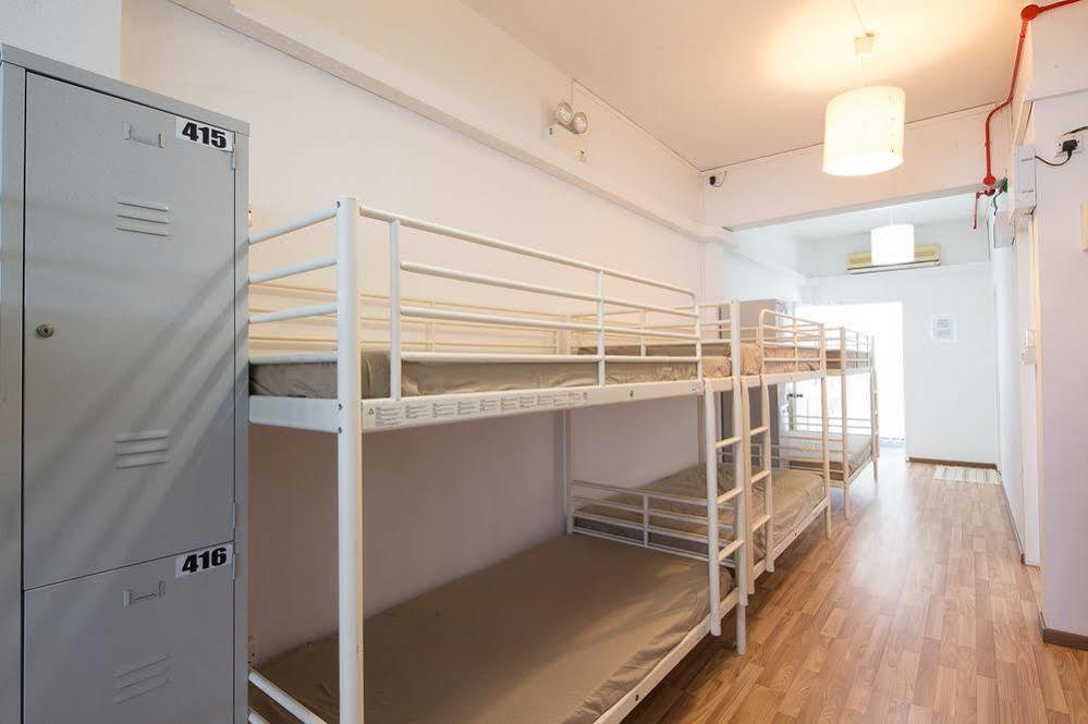 New Society Backpackers Hostel สิงคโปร์ ภายนอก รูปภาพ